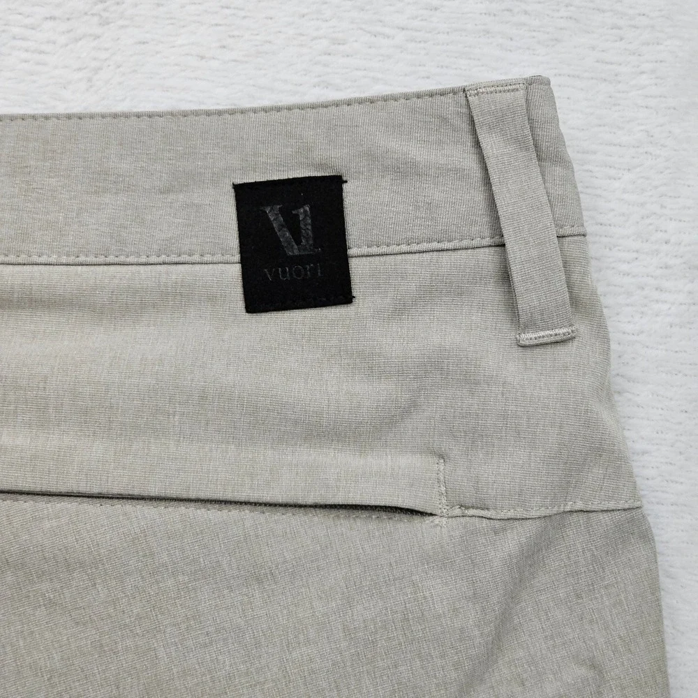 Vuori Hybrid Shorts Mens 32 Khaki Tan Aim Stretch Boardshorts Chino Surf Outdoor